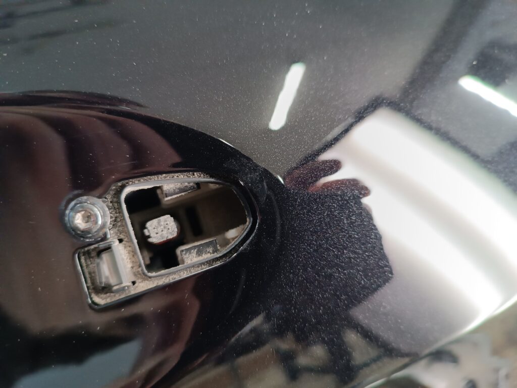 Скол и коррозия